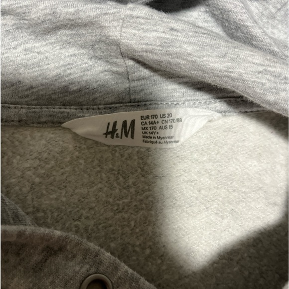 Abercrombie and Fitch Hoodie Youth 11-12yo - Picture 3 of 4